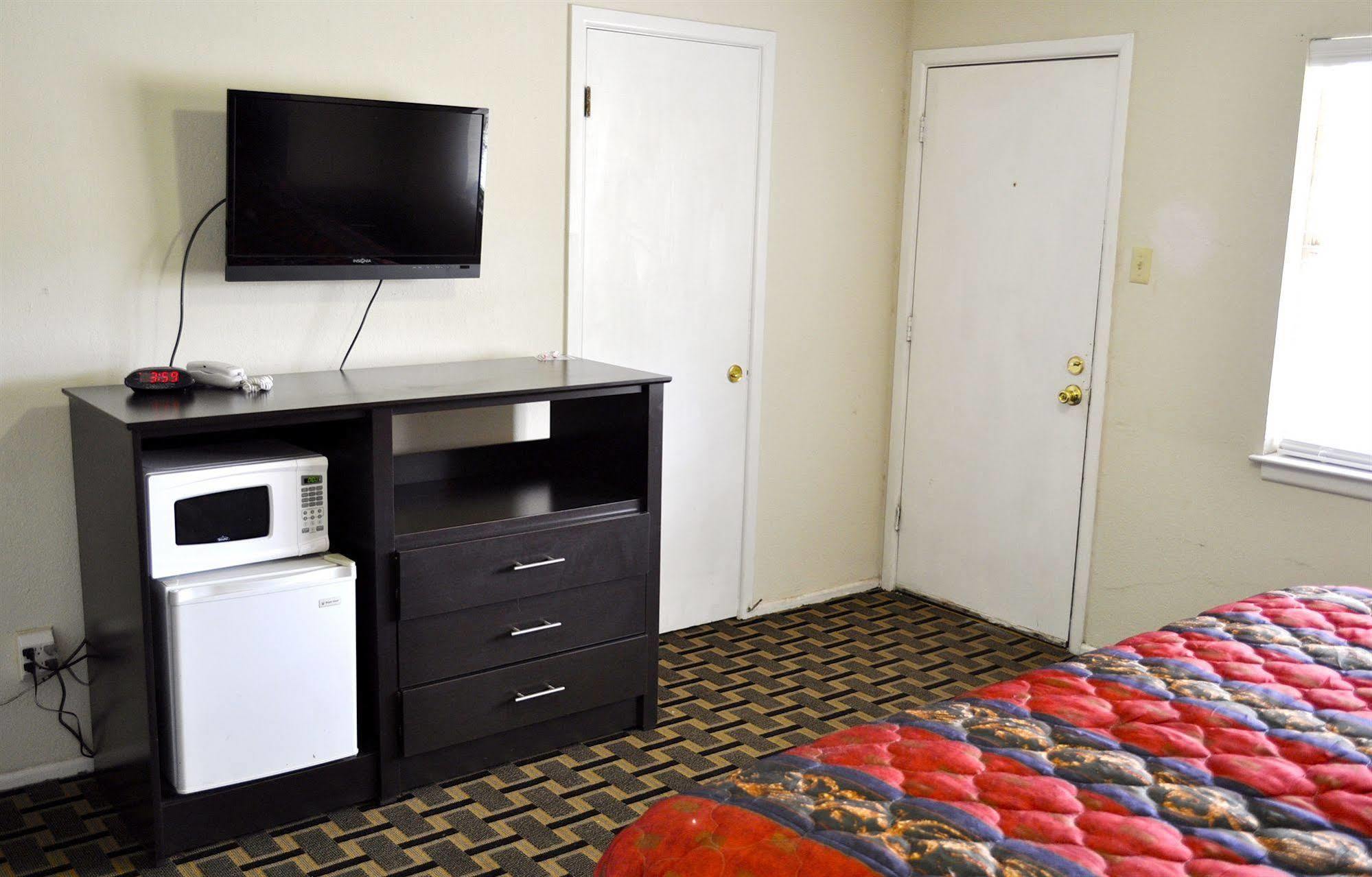Andrews Motor Inn Bagian luar foto